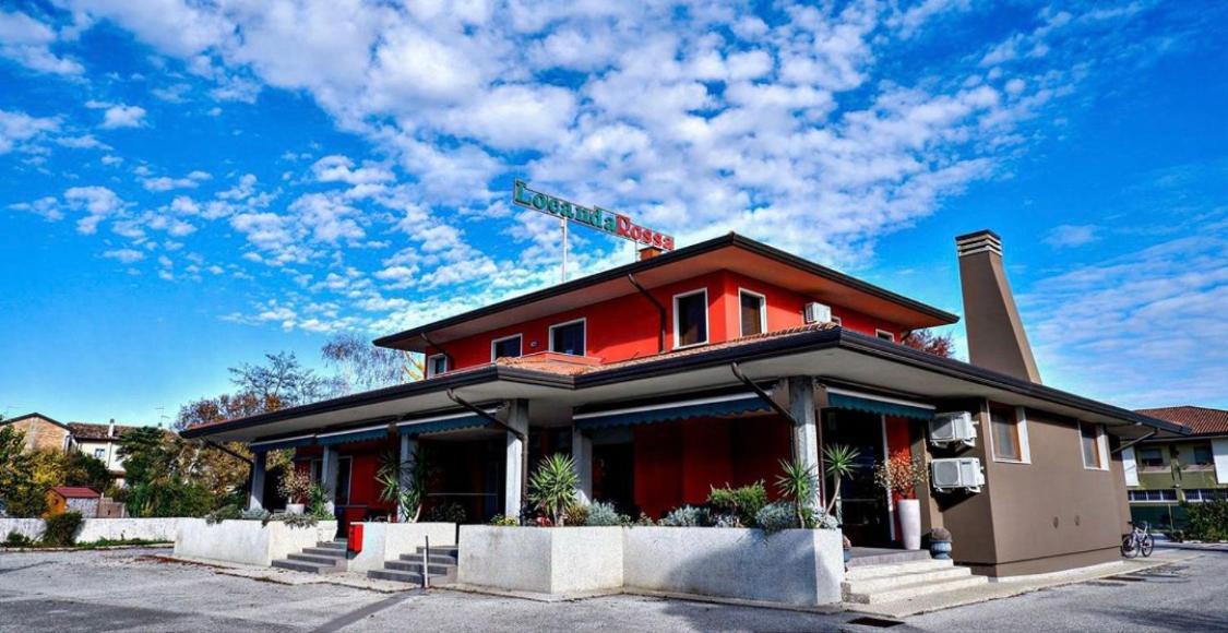 Hotel Locanda Rossa à Romans di Varmo Extérieur photo